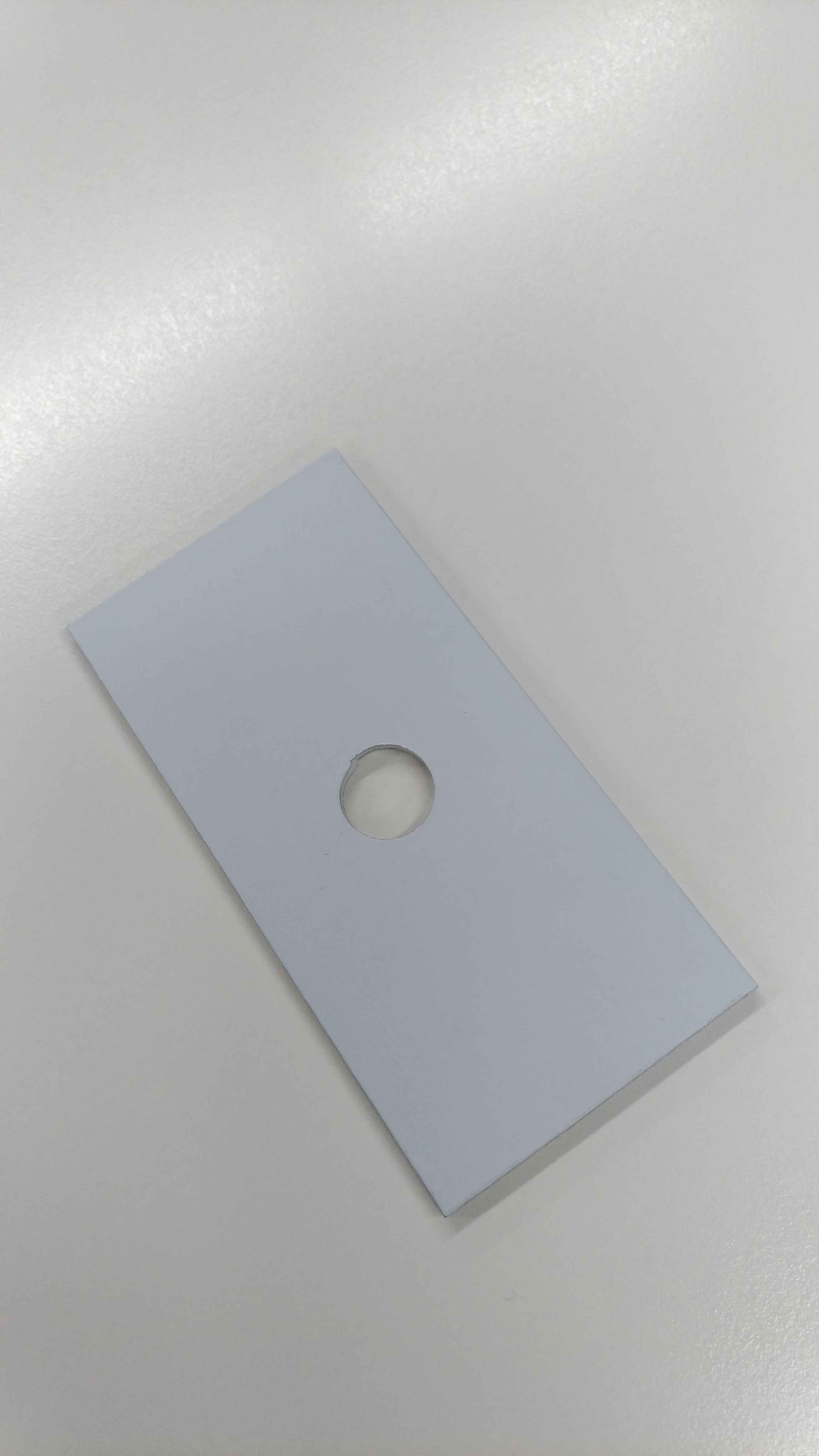 アルミ複合板のパネル 少しチクチク | ポスター印刷のプリオ